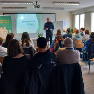 af55fb77-e937-4c80-ac87-abeaebcfde08_original